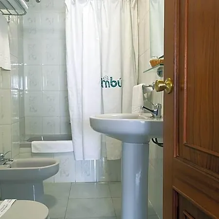 Hotel Bambu Lugo